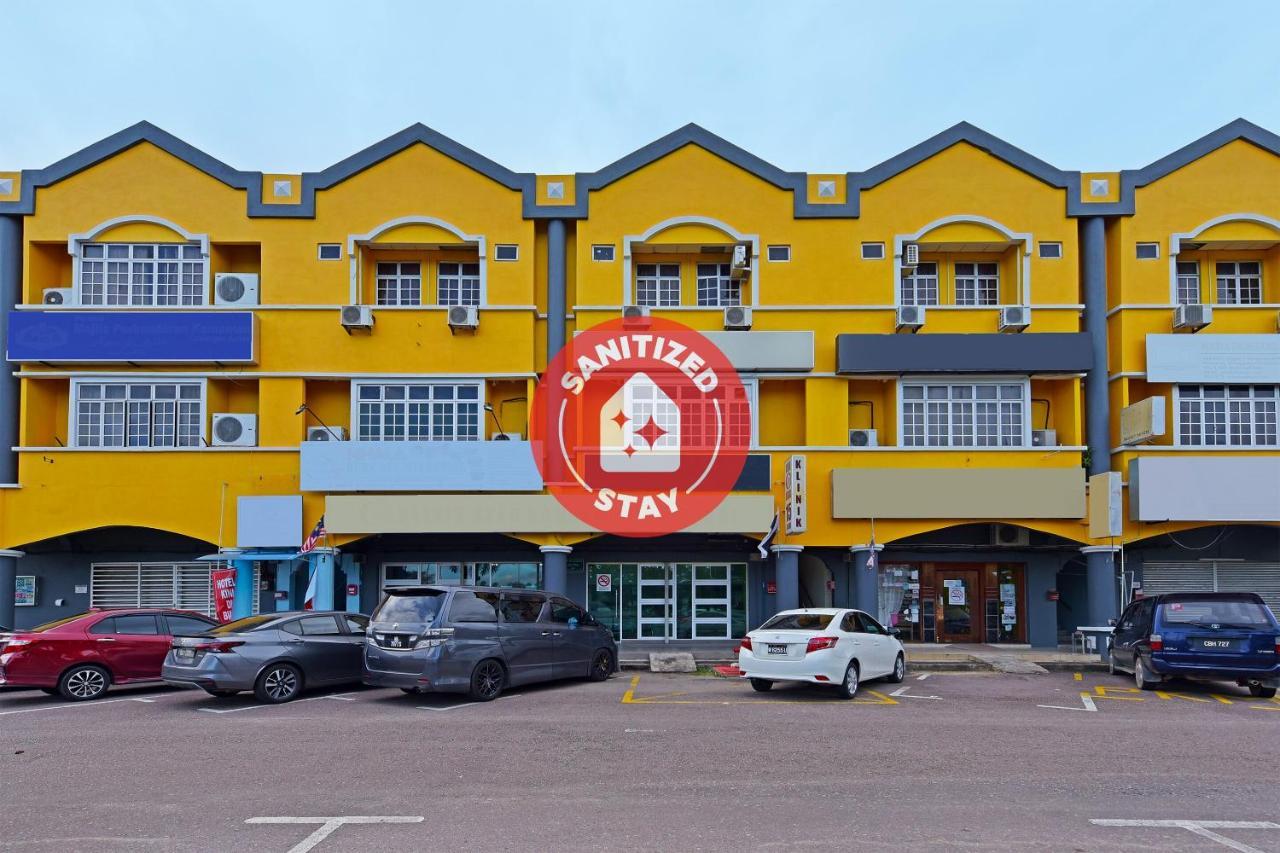 Oyo 90672 De Paradise Turtle Hotel Kerteh Ngoại thất bức ảnh