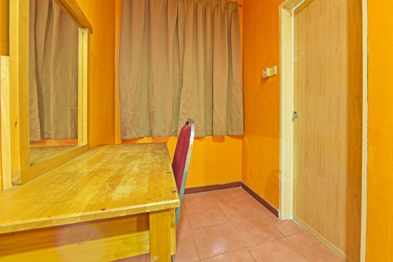 Oyo 90672 De Paradise Turtle Hotel Kerteh Ngoại thất bức ảnh