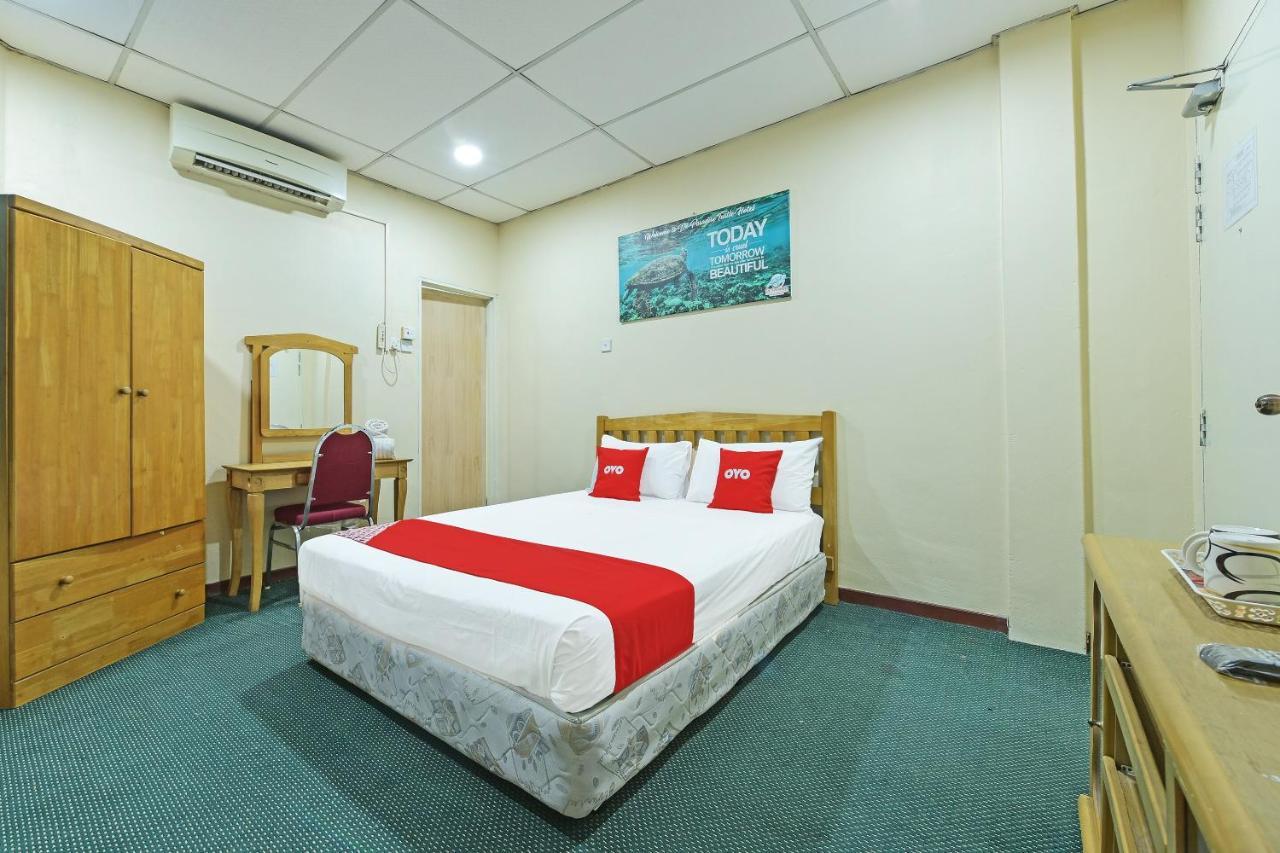 Oyo 90672 De Paradise Turtle Hotel Kerteh Ngoại thất bức ảnh