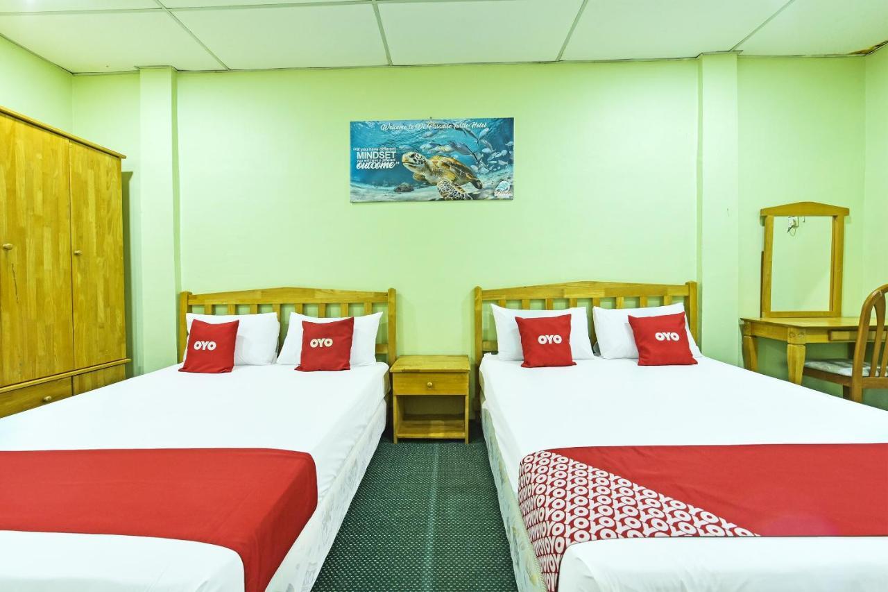 Oyo 90672 De Paradise Turtle Hotel Kerteh Ngoại thất bức ảnh